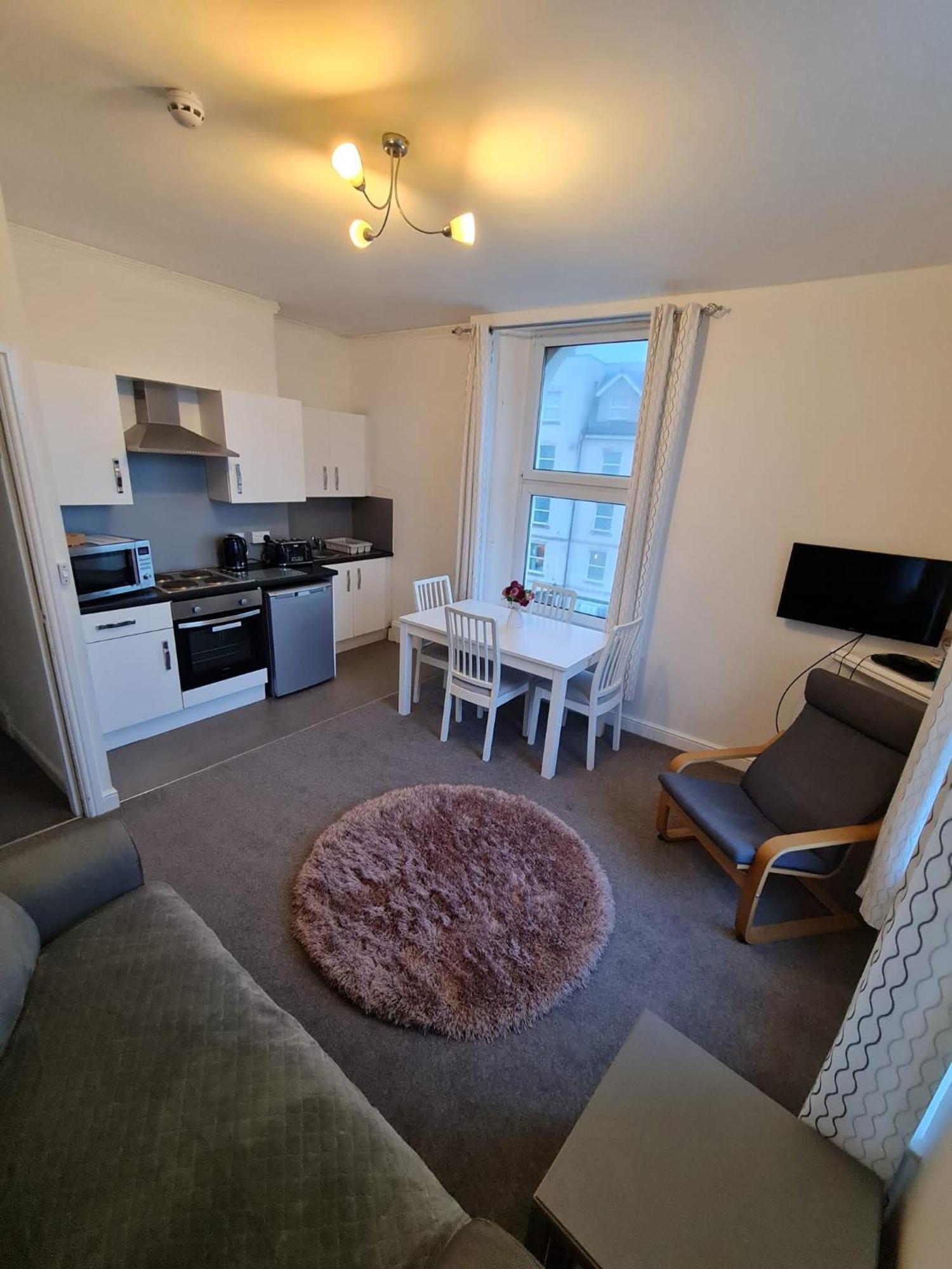 Farina No6, Sea View Apartment Sleeping 4 Guests Bridlington Buitenkant foto